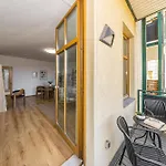 Lehastays - Buckau 15 I 2 I Voll Ausgestattete Kueche I Balkon I Smart Tv