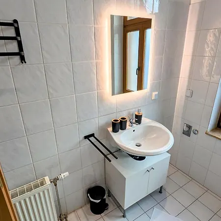 Lehastays Buckau - Ns15-01 I 2 I Voll Ausgestattete Kueche I Erdgeschoss I Balkon I Smart Tv