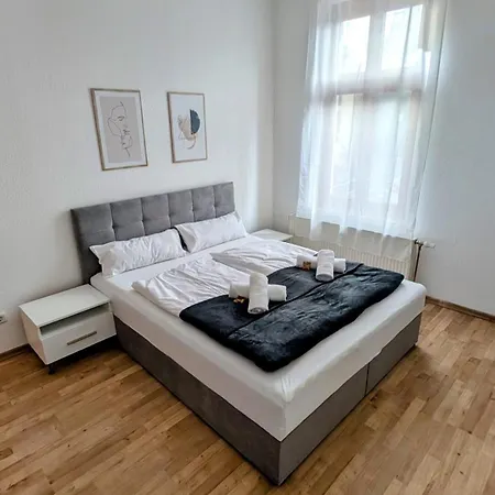 Lehastays Buckau - Ns15-01 I 2 I Voll Ausgestattete Kueche I Erdgeschoss I Balkon I Smart Tv * Magdeburg