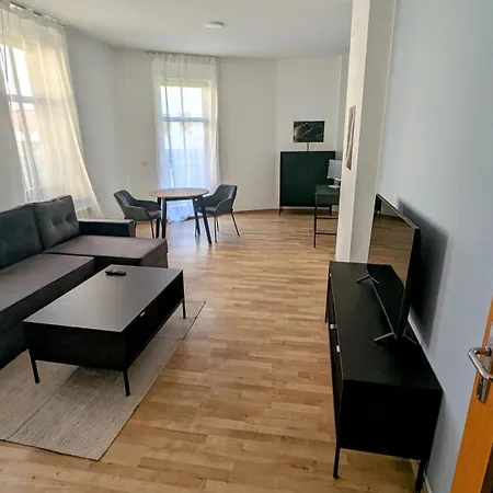 Lehastays Buckau - Ns15-02 I 2 I Voll Ausgestattete Kueche I Erdgeschoss I Balkon I Smart Tv Apartament *