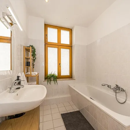 Lägenhet Lehastays - Buckau 15 I 2 I Voll Ausgestattete Kueche I Balkon I Smart Tv