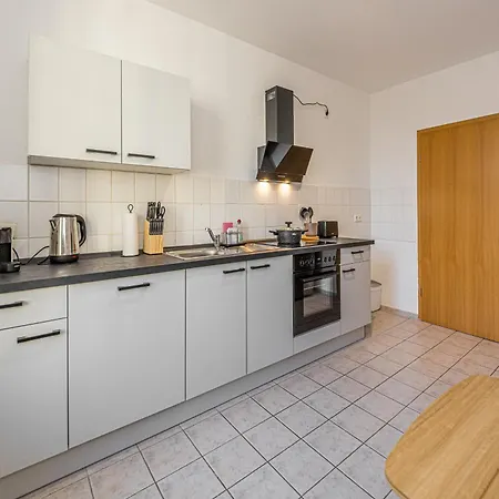 Lehastays - Buckau 15 I 2 I Voll Ausgestattete Kueche I Balkon I Smart Tv * Magdeburg