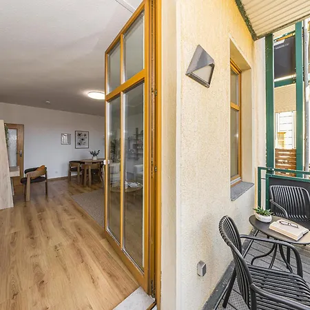 Lehastays - Buckau 15 I 2 I Voll Ausgestattete Kueche I Balkon I Smart Tv