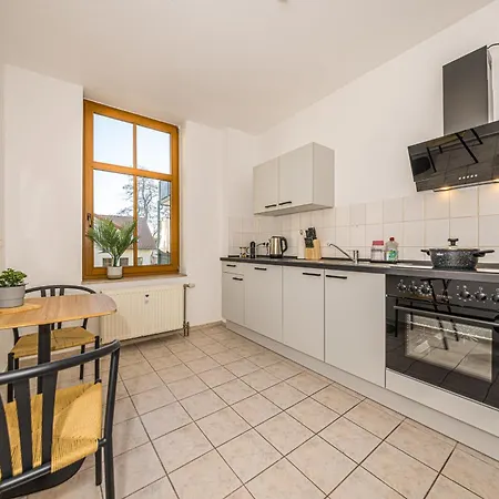 Апартаменты Lehastays - Buckau 15 I 2 I Voll Ausgestattete Kueche I Balkon I Smart Tv