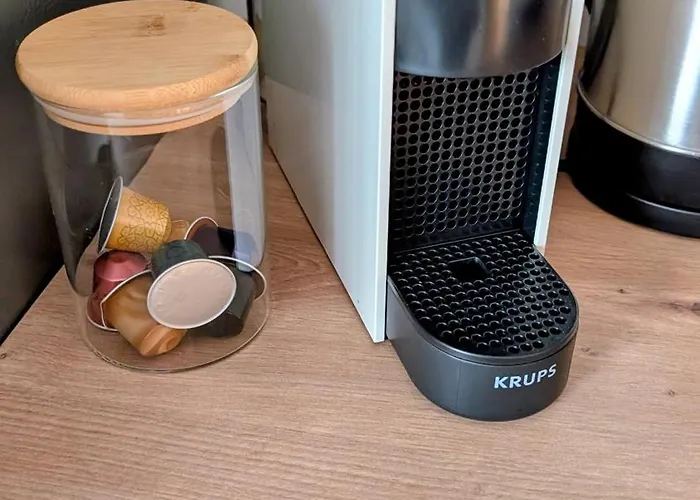 Lehastays - Buckau 15 I 2 I Voll Ausgestattete Kueche I Balkon I Smart Tv *