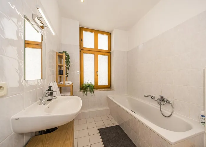 شقة Lehastays - Buckau 15 I 2 I Voll Ausgestattete Kueche I Balkon I Smart Tv